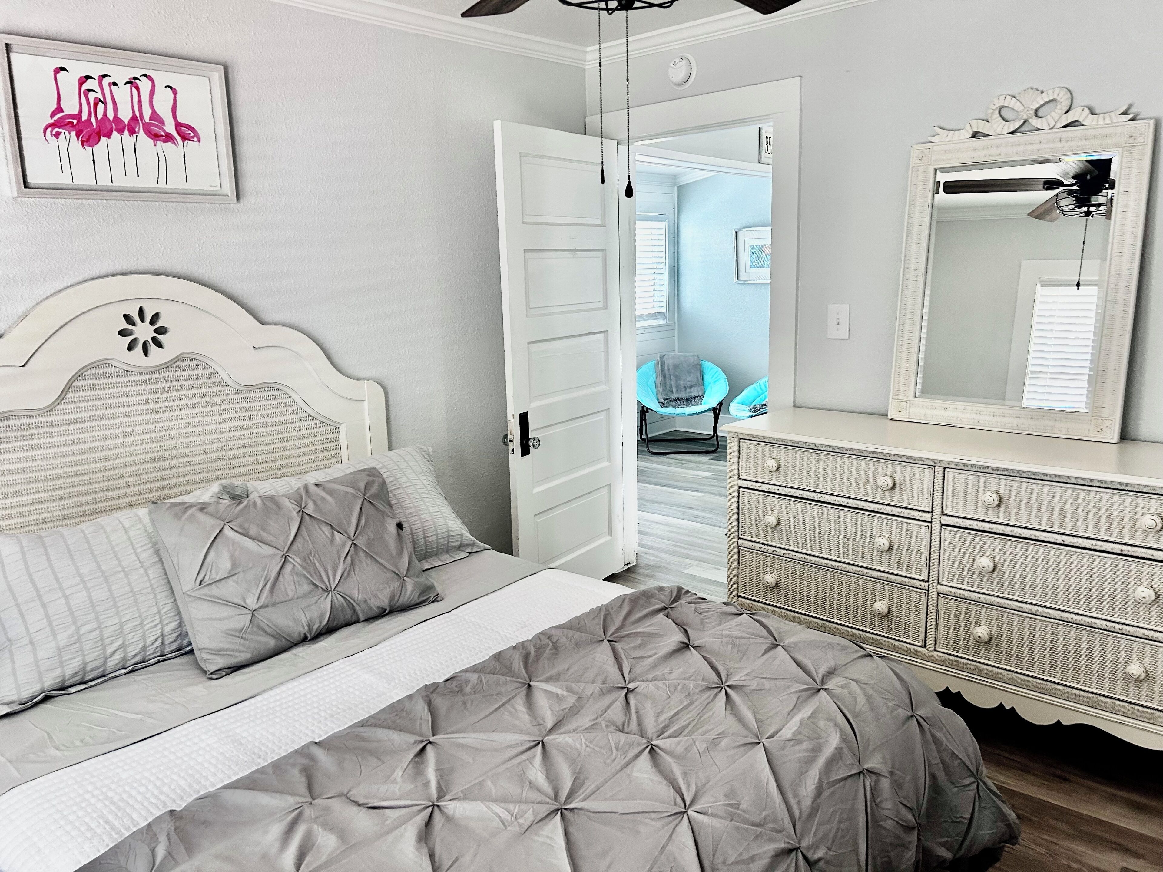 2 bedrooms, iron/ironing board, WiFi, bed sheets