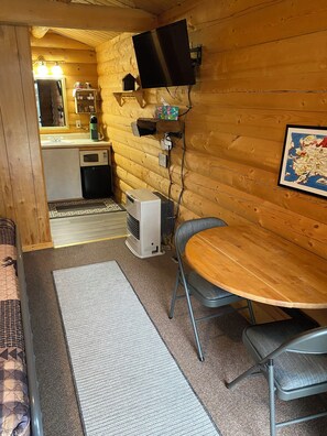 Cabane Deluxe | Restauration dans la chambre