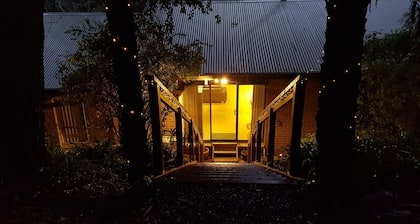 Beautiful guesthouse in secluded valley. Kids and pet friendly.
