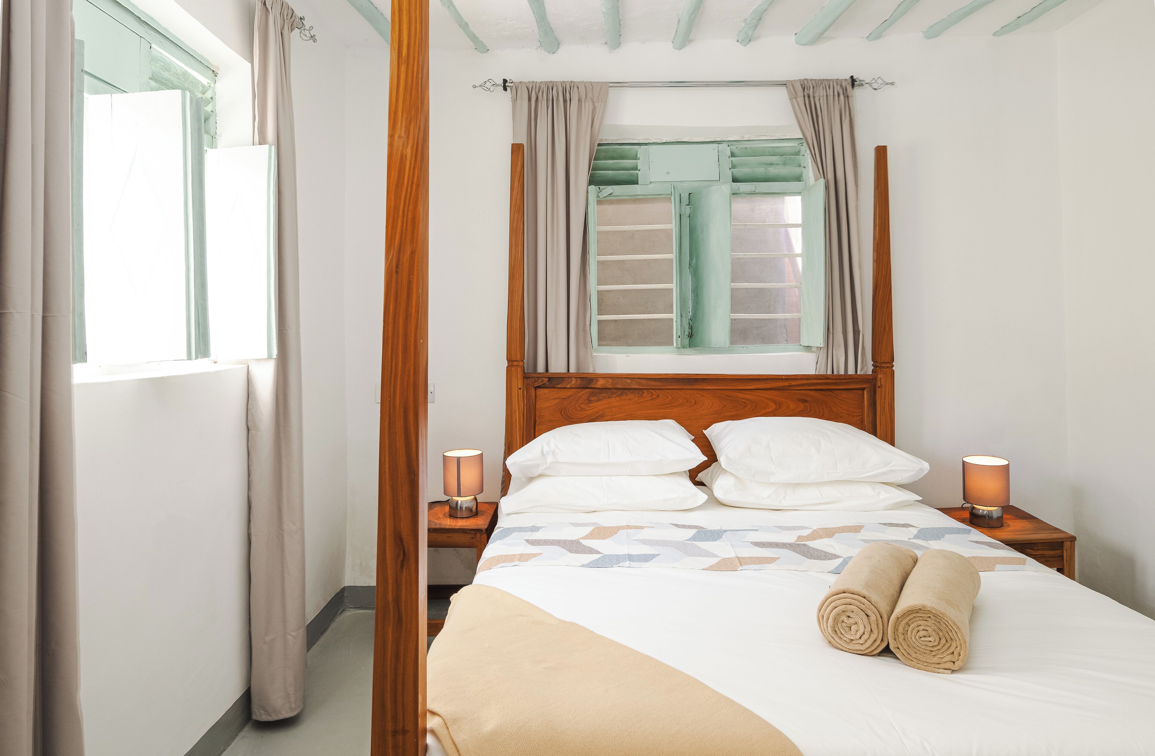 1 chambre, fer et planche à repasser, Wi-Fi, draps fournis