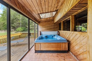 Interior - Fantastic 6-bedroom house with AC in Washingtonville (Washingtonville)