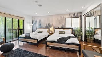 6 bedrooms, iron/ironing board, WiFi, bed sheets
