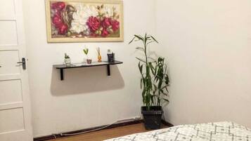 4 bedrooms, free WiFi, bed sheets