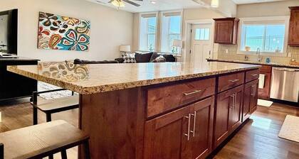 Your Winter Getaway: Lomond View Retreat!