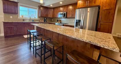 Lomond View Retreat: North Ogden's most beautiful and comfortable apartment!