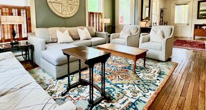 Beautiful 8-bedroom family home in Heart of Chautauqua Institution