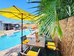 Pool - Heated Pool Retreat – 5 Min to Beach! (Oakland Park)