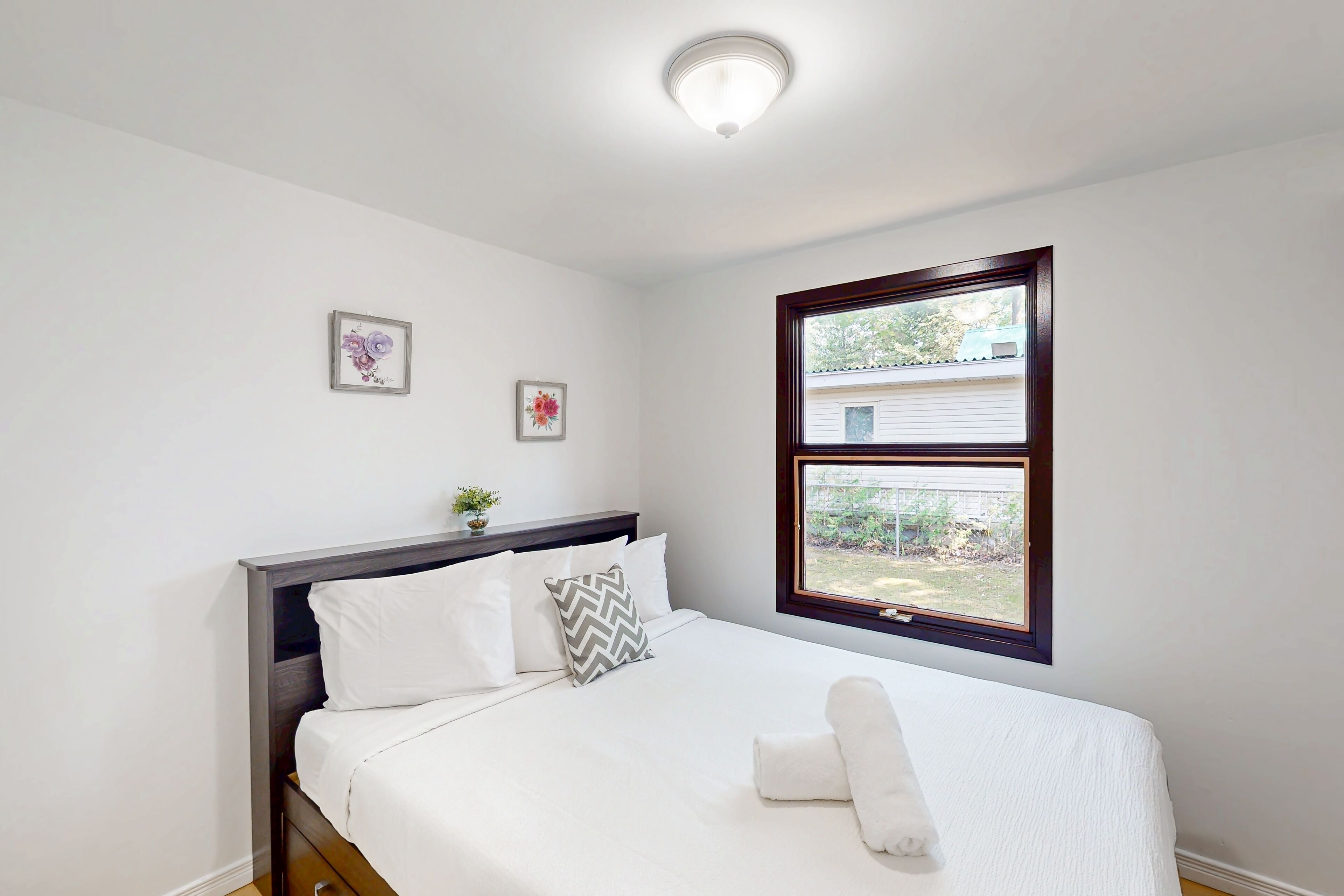 3 多间卧室、上网接入、床单