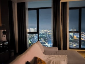 Premium Apartment, City View | Soundproofing, iron/ironing board, free WiFi
