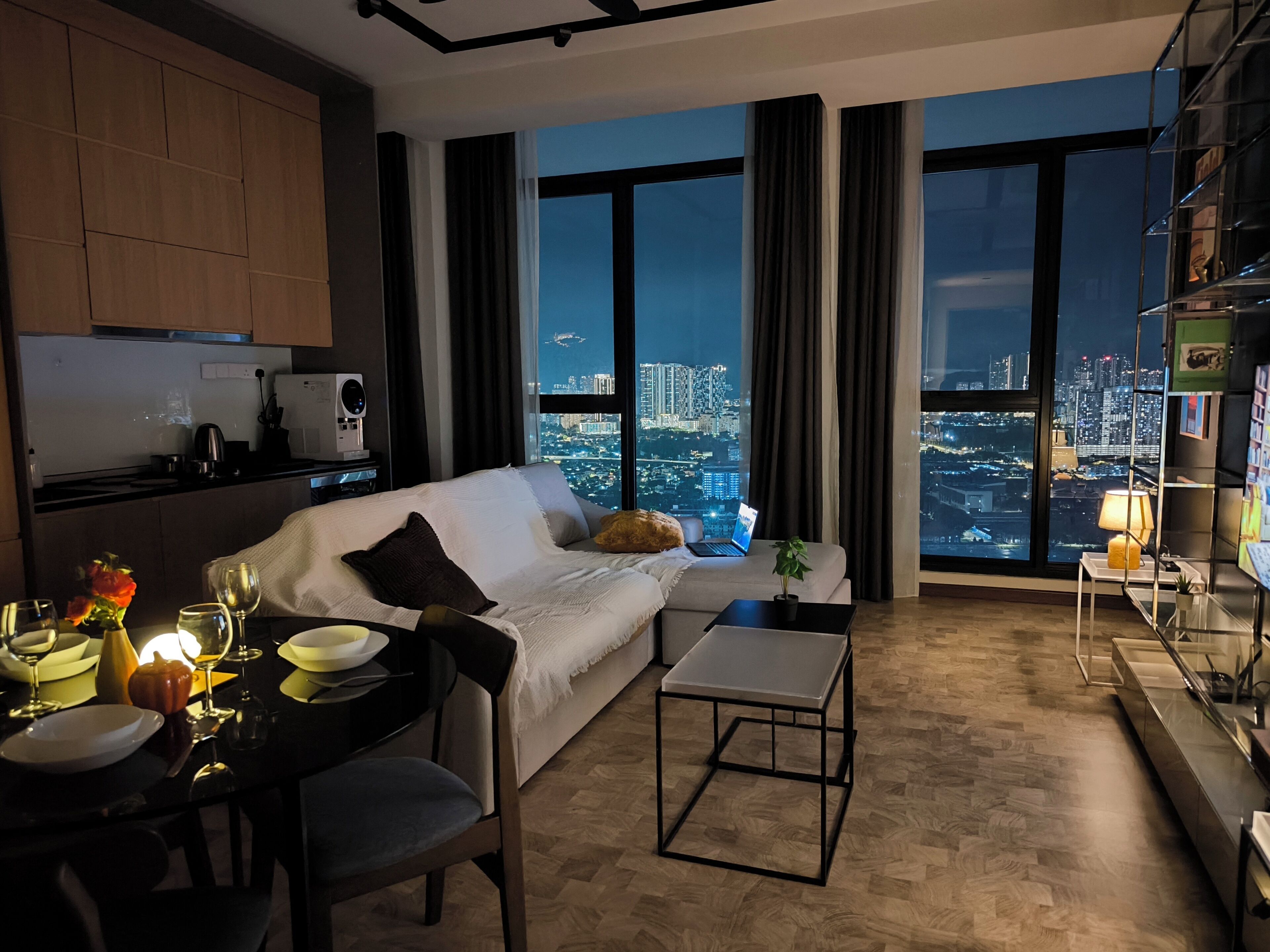 Signature Suite, City View | Soundproofing, iron/ironing board, free WiFi