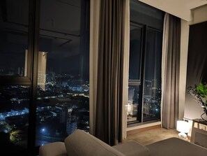 Premium Apartment, City View | Bathroom