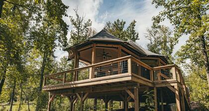 The Dogwood - Luxury Glamping Tent near Tryon International Equestrian Center - North Carolina