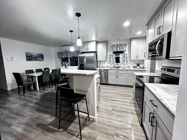 Unclassified image, 1 of 46, button