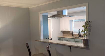 Forget your worries in this spacious and serene space.