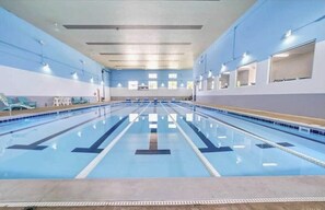 Piscina interna, piscina externa