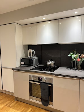 Microwave, oven, dishwasher