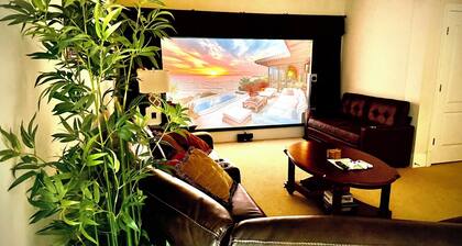 Luxurious 2BR Movie Theater Game Room Kitchen Gym