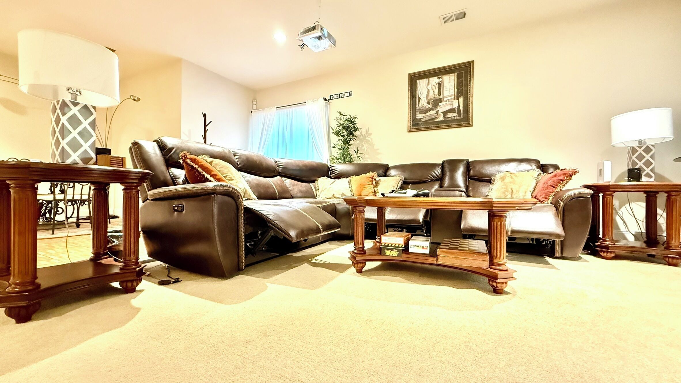 Smart-TV, videospill, DVD-spiller og fotballspill