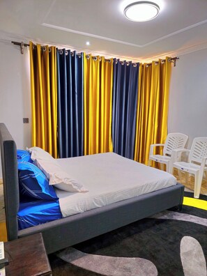 2 bedrooms, iron/ironing board, free WiFi, bed sheets - JKIA AND SGR LAYOVER HUB. 10 min to JKIA 5 min to SGR (Nairobi)