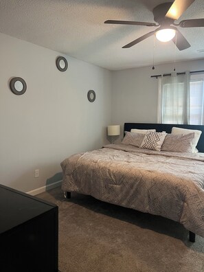 3 bedrooms, iron/ironing board, WiFi