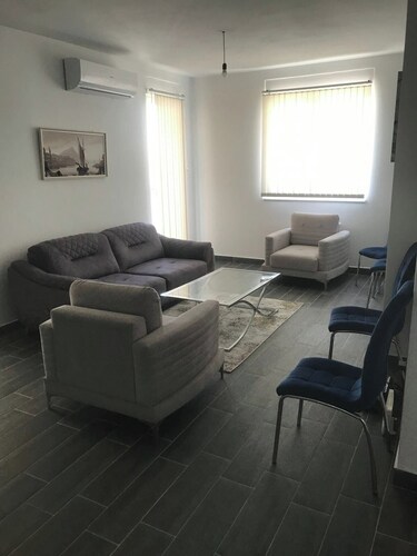 1-Bed Sea-View Shengjin Apt - Free Parking & WiFi