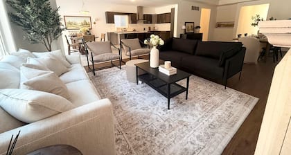 Serene Escape Near Niagara Falls
by Hunza Royal Stays