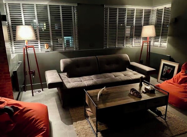 TV