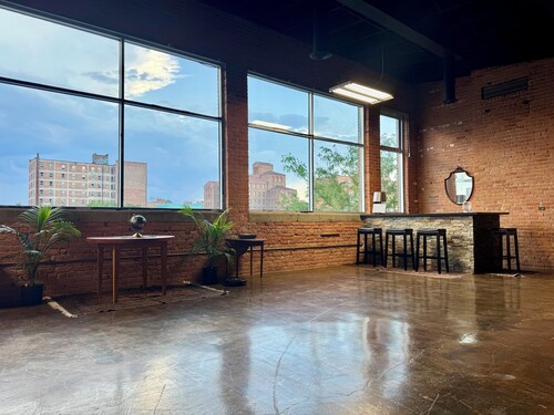 Lotus Loft Downtown Toledo