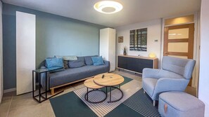 Smart TV, video games