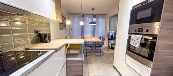 Newtown Contemporary Stay