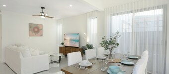 Austral Luxury 5Br Classic Model House