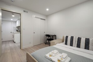 Superior-Apartment, 1 Queen-Bett und Schlafsofa, Kochnische | Bügeleisen/Bügelbrett, kostenloses WLAN