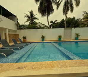 Indoor pool, outdoor pool
