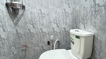 Toallas y papel higiénico