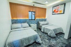 8 makuuhuonetta, silitysrauta/-lauta, internet, vuodevaatteet