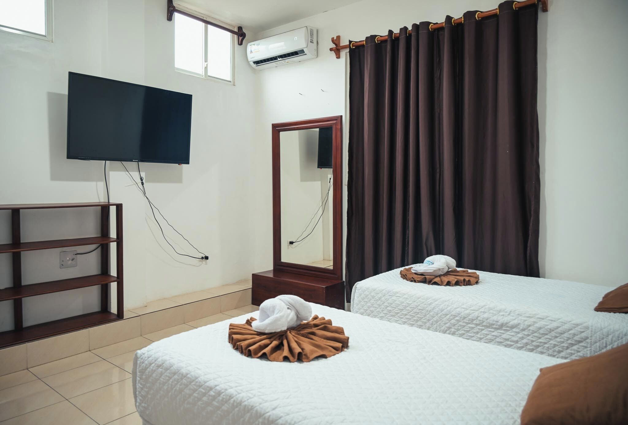 スタンダード ダブルルーム | WiFi (無料)