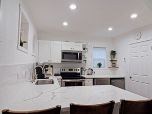 Microwave, oven, stovetop, dishwasher