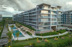 Family Condo, 2 Bedrooms, Air conditioning, Beach View | Free WiFi