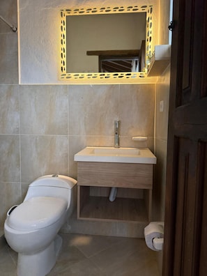 Deluxe Double Room | Free WiFi