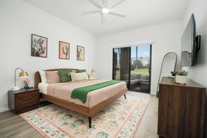2 bedrooms, iron/ironing board, WiFi, bed sheets - Desert Bloom, 2br ensuite 2ba Condo with Pool/Spa (Cathedral City)