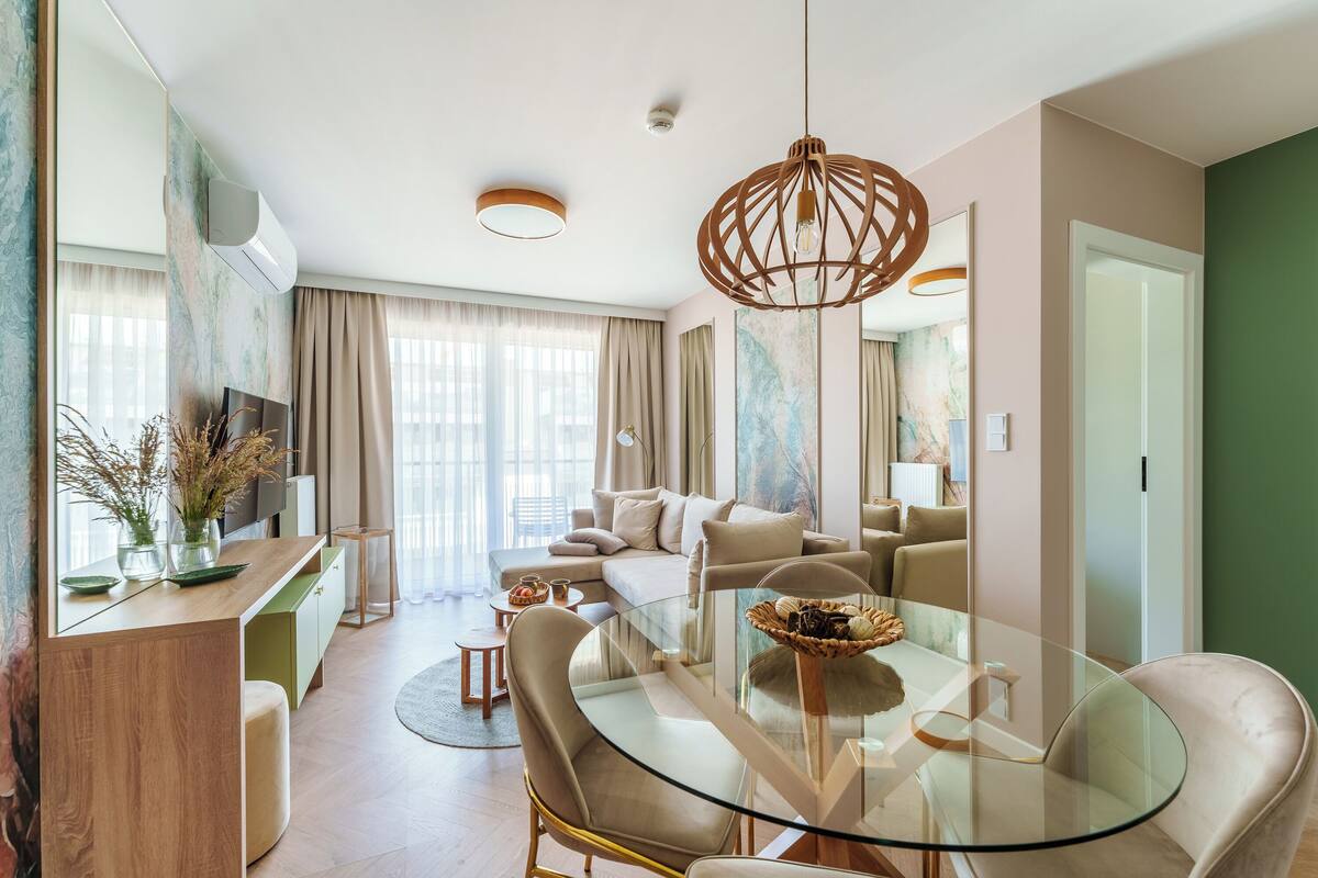 Deluxe Apartment, Private Bathroom, Beachside | Laptop workspace, iron/ironing board, free WiFi, wheelchair access