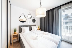 Deluxe Apartment, Private Bathroom, Beachside | Laptop workspace, iron/ironing board, free WiFi, wheelchair access
