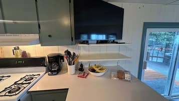 Microwave, oven, stovetop