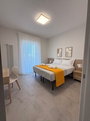 1 室のベッドルーム、WiFi、ベッドシーツ
