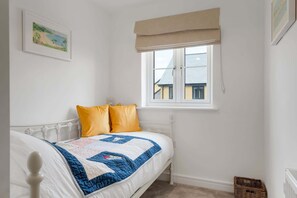 3 chambres, fer et planche à repasser, Wi-Fi, literie fournie