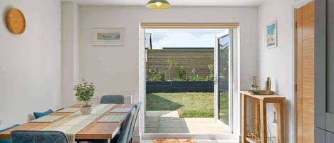 تناول الطعام