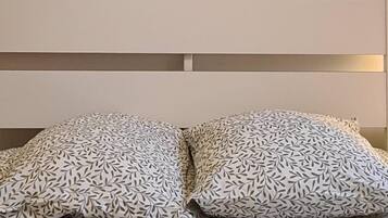 3 chambres, fer et planche Ă repasser, Wi-Fi gratuit, draps fournis