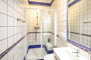 Ferienhaus | Badezimmer