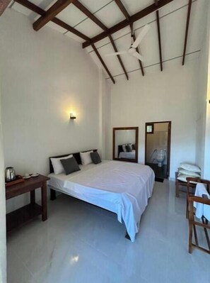 4 bedrooms, iron/ironing board, internet