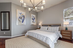 3 Schlafzimmer, Bügeleisen/Bügelbrett, WLAN, Bettwäsche